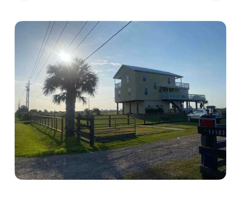 roommates in Galveston Private Room in 4Bed.1Bath - cirtru.com