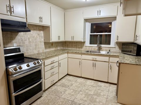 Remodeled - Homey & Comfortable Tulsa House (id. 11412)