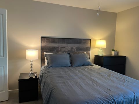 Private Room in 3Bed.2Bath