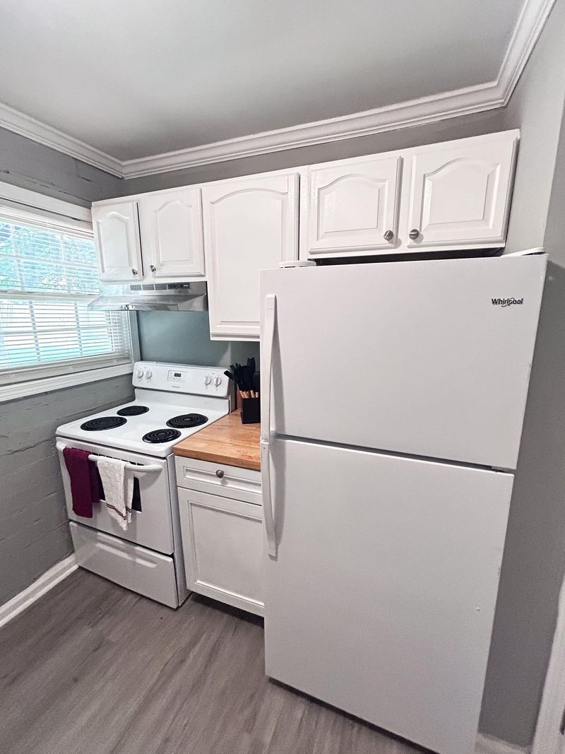 Modern ATL Room for Rent  Fast WiFi  Upgraded Unit by Park & Greenway Trail ‍
Grove Park, (id. 20749)