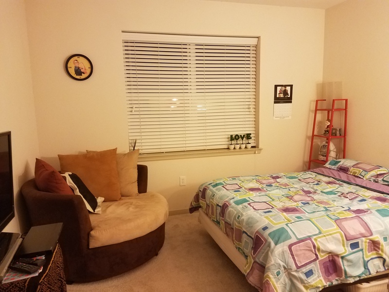 $1000 Cozy furnished private br/ba