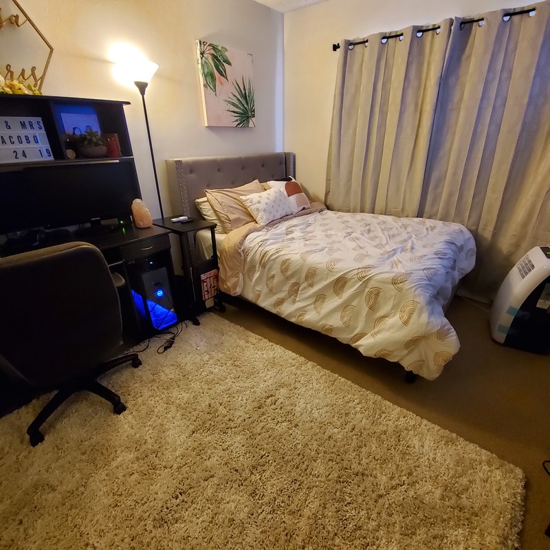 Private Room in 2Bed.1Bath