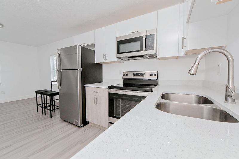 roommates in Undisclosed, Sanford, FL 32771 Newly-renovated & modern Sanford Duplex / Multiplex with Dining area (id. 10334) - cirtru.com
