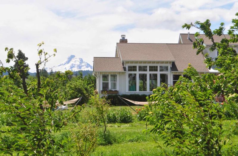 roommates in Hood River Private Room in 4Bed.3Bath - cirtru.com