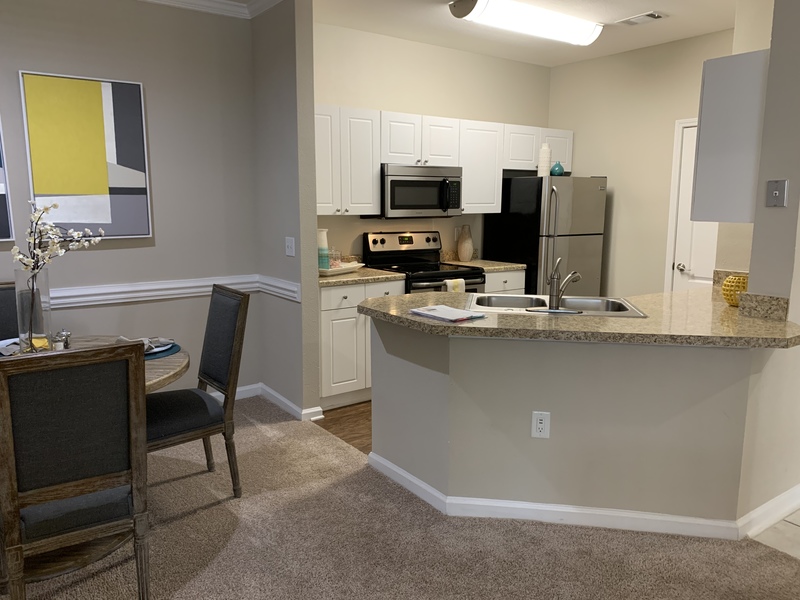 roommates in Charlotte Private Room in 2Bed.2Bath - cirtru.com