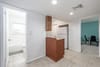 Live in Lauderdale Manors (id. 38844)