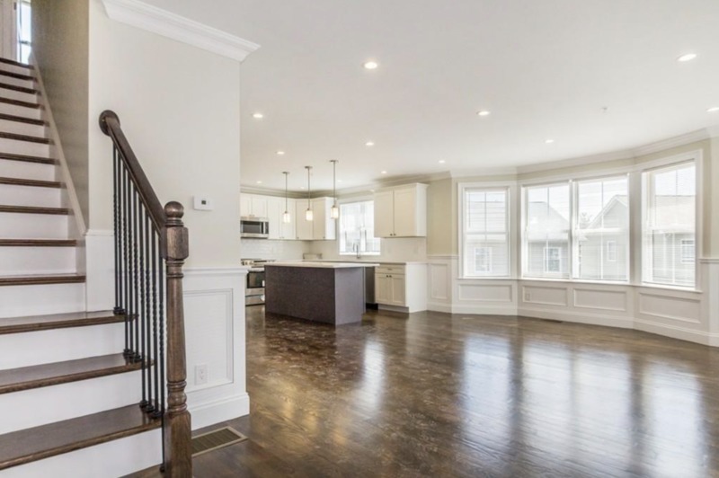 roommates in Roxbury Private Room in 4Bed.4Bath - cirtru.com