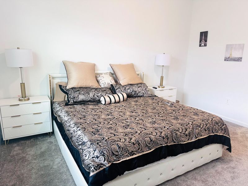 roommates in Undisclosed, Eagle Lake, FL 33839 Eagle Lake Resort Style 15minsLegoland & 45minsDisney Private Bedroom Club house ‍Pool Gym  Desk TV Washer (id. 19080) - cirtru.com