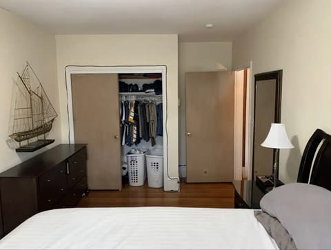 Private Room in 2Bed.1Bath