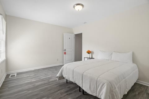 roommates in Undisclosed, Atlanta, GA 30310 Your Next Atlanta Pad  | Brand-New Kitchen!  Comfortable, Stylish & Convenient | Only 6 Rooms! (id. 42731) - cirtru.com