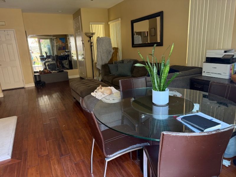 roommates in San Diego Private Room in 2Bed.1Bath - cirtru.com