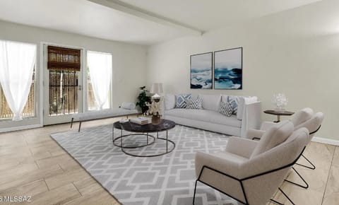 Private Room in 3Bed.2.5Bath