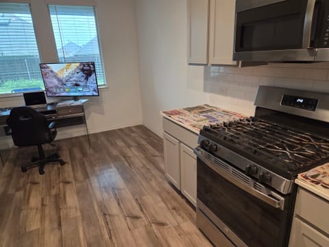 Room3Bed.2Bath