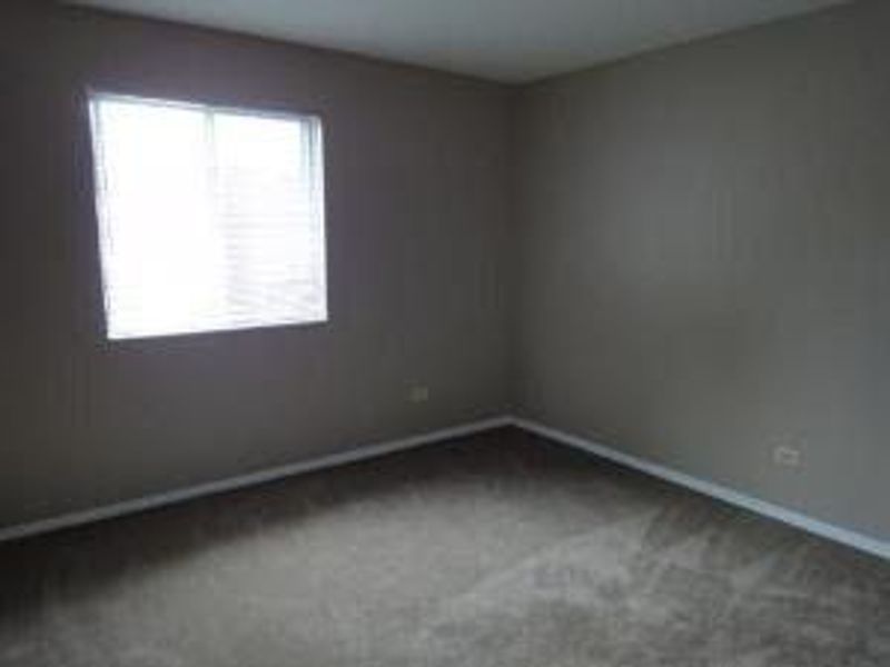 roommates in Lombard Room2Bed.2Bath - cirtru.com