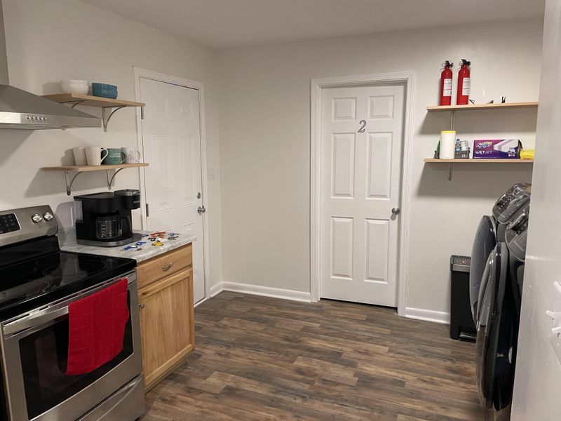 Comfortable & homey Fayetteville House with Dining area (id. 5299)