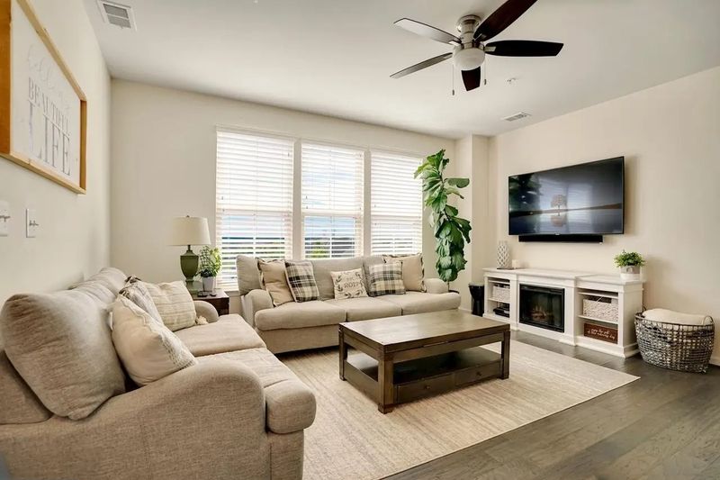 roommates in Aldie Entire Place 3Bed.2.5Bath - cirtru.com