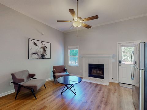 QUIET HOUSE in Villa Rica! Private & Clean! (id. 16618)