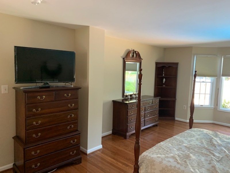 roommates in Herndon Private Master Bedroom -1Bed 1Bath - cirtru.com
