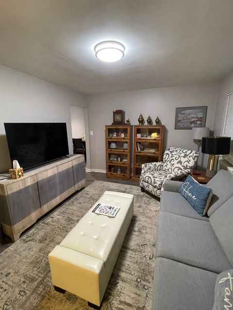 Entire Place 3Bed.1Bath