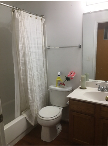 roommates in Sterling Private Room in 1Bed.1Bath - cirtru.com