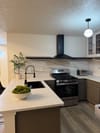 Live in Lawrenceville (id. 41271)