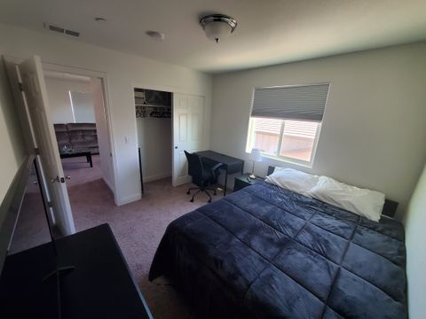 Room4Bed.2.5Bath