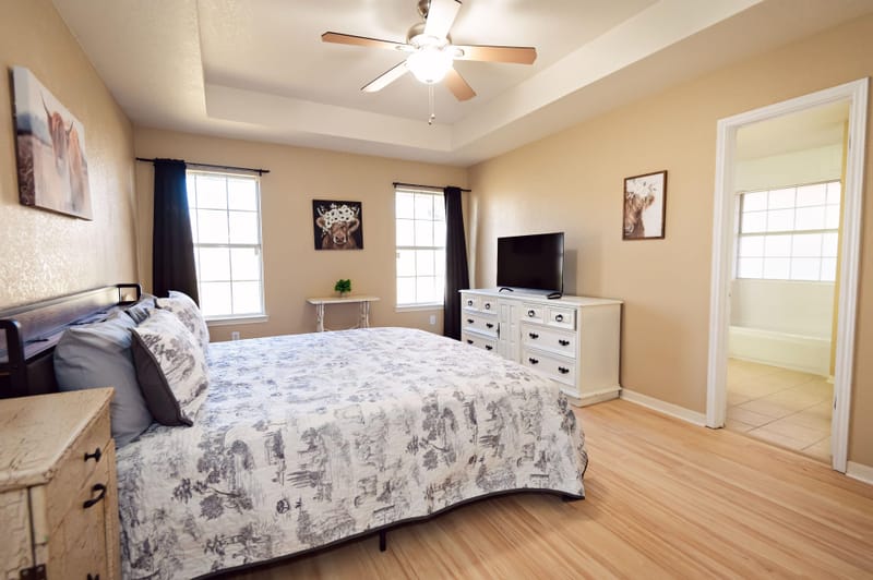 roommates in Undisclosed, Harker Heights, TX 76548 Modern Living near Seton Medical Center!  Walk to Kern Park & Market Heights (id. 34675) - cirtru.com