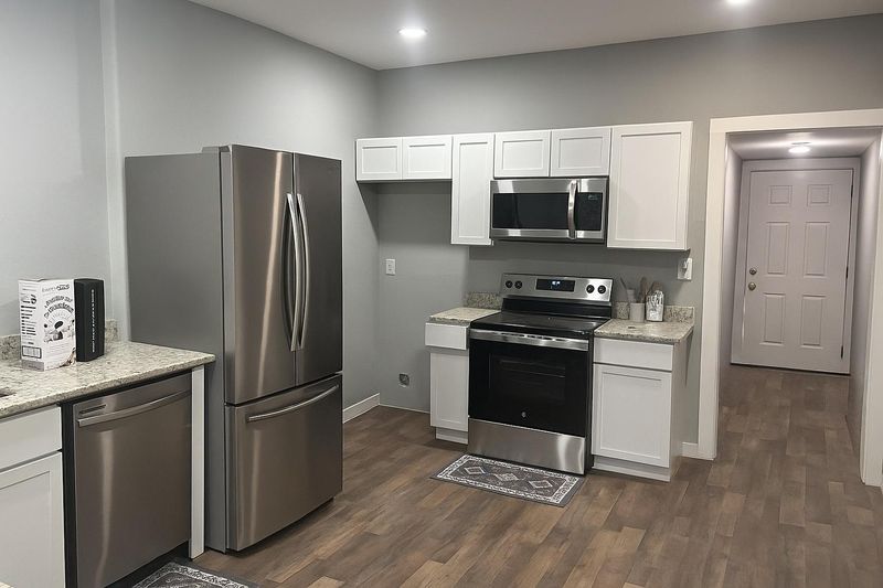 Large San Antonio Rooms (id. 10871)