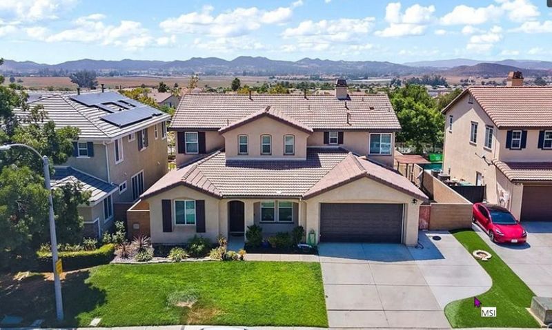 roommates in Menifee Private Room in 6Bed.2Bath - cirtru.com