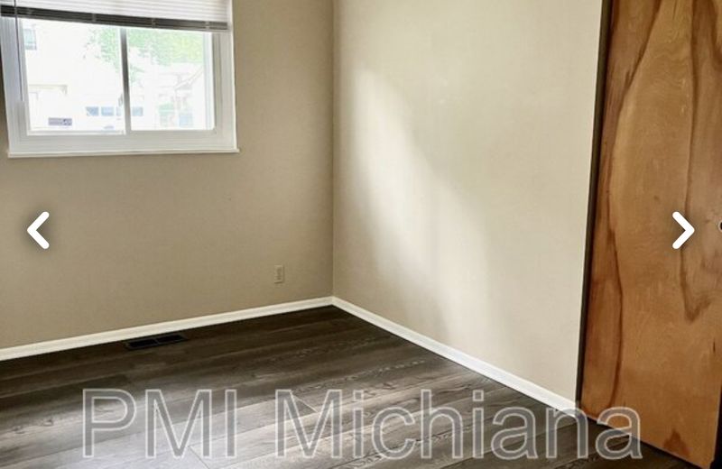 roommates in Mishawaka Private Room in 3Bed.1.5Bath - cirtru.com