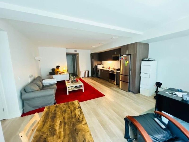 Private Room in 3Bed.2Bath