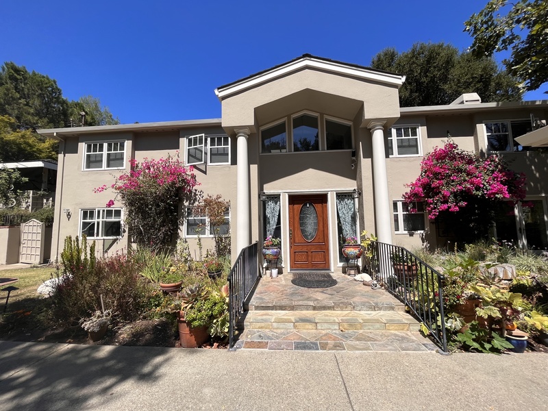 roommates in Los Altos Hills Private Room in 6Bed.4Bath - cirtru.com