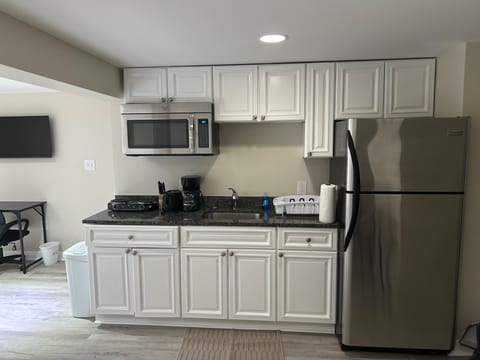 Northeast Washington DC Home one short block from the Benning Metro Stop (id. 39970)