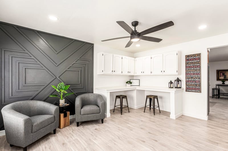 roommates in Undisclosed, Mesa, AZ 85201 Why Settle? Fresh Modern and fully loaded. Get 2x the Comfort, 2x the cleaning, 2x Fridge, Washer/Dryer.  Minutes to Mesa Riverview and ASU location. Plus BONUS Sam's Club shopping. No DRAMA house! (id. 19671) - cirtru.com