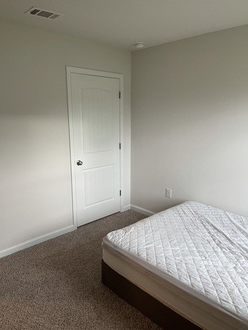 Private Room in 2Bed.4Bath