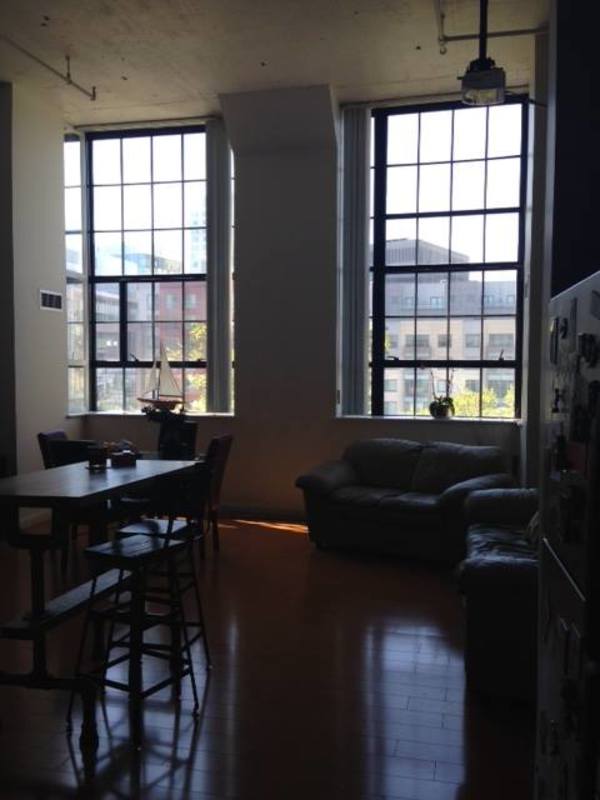 1 BR In 2BR Loft in Kendall Sq