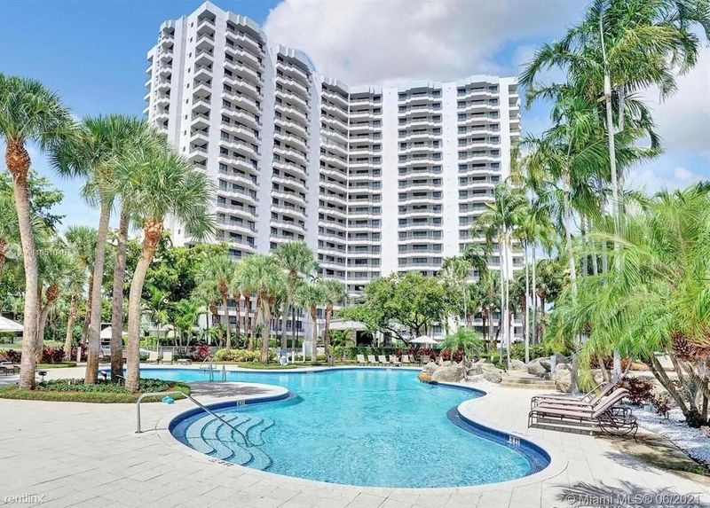 roommates in Aventura Private Room in 2Bed.2Bath - cirtru.com