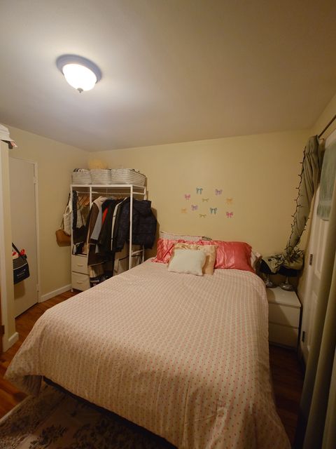 Private Room in 1Bed.1Bath