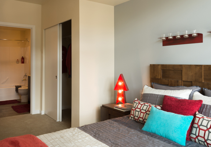 Private Room in 2Bed.2Bath