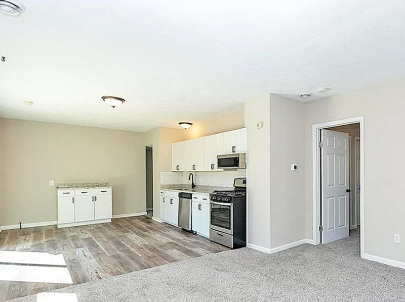 roommates in Holt Private Room in 2Bed.1Bath - cirtru.com