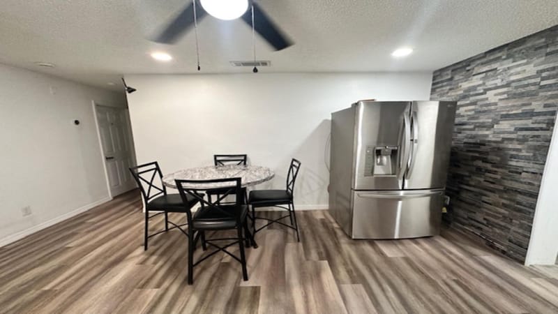 roommates in Undisclosed, Orlando, FL 32808 Continental Comfort Living – Fully Furnished, Wi-Fi & Utilities Included, Smart Lock Access (id. 34299) - cirtru.com