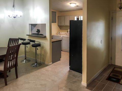 Perfect Location in Lithonia! 4 mins drive to transit stop Covington Hwy & Glen Briar Way or 5 mins walk to transit stop Panola Rd & Mallard Trl. Apply today! (id. 839)