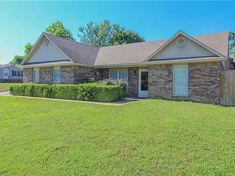 roommates in Barling Private Room in 4Bed.2Bath - cirtru.com