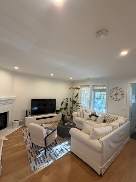 Entire Place 3Bed.2.5Bath