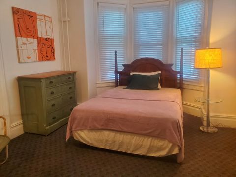 Room4Bed.1Bath