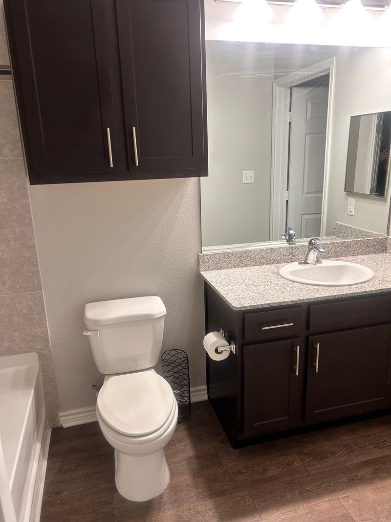 roommates in Edinburg Private Room in 2Bed.2Bath - cirtru.com
