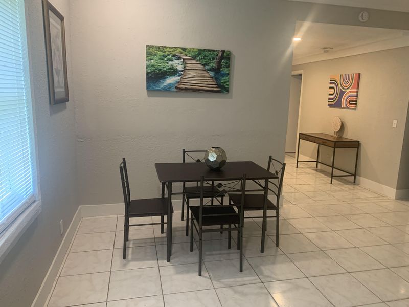 roommates in Undisclosed, Pompano Beach, FL 33069 Live in Pompano Beach  Newly Renovated Spacious Secure Private Rooms  | High Speed WiFi & All Utilities Included  |  Steps to Transit |  Fully Furnished Bedrooms all with Queen Beds|  Top-Rated Host (id. 14007) - cirtru.com