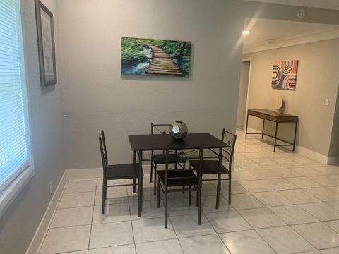 Live in Pompano Beach  Newly Renovated Spacious Secure Private Rooms  | High Speed WiFi & All Utilities Included  |  Steps to Transit |  Fully Furnished Bedrooms all with Queen Beds|  Top-Rated Host (id. 14007)