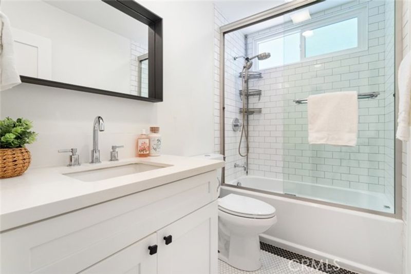 roommates in West Hills Entire Place 3Bed.2.5Bath - cirtru.com