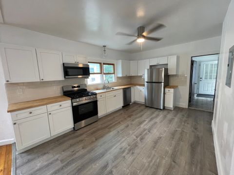 Entire Place 3Bed.1Bath